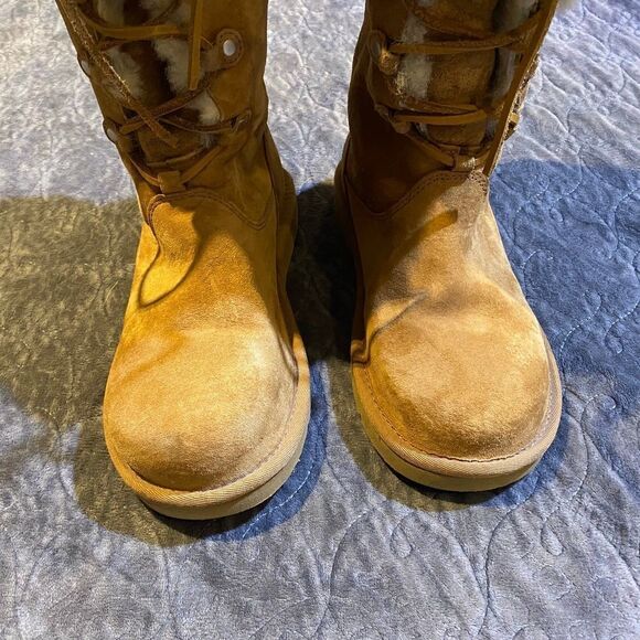 UGG Australia Montclair Boots 1892 Chestnut Suede Sheepskin Lace Up Size 7 - Picture 3 of 9